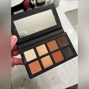 Lawless the little one Palette
